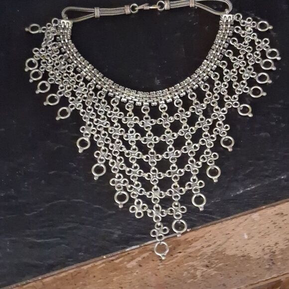 Boho Chandelier Silvertone Bib Necklace Made In INDIA - Picture 5 of 6